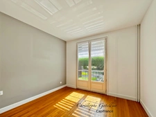 96 m² – 3 chambres + possibilité 4 – Parc arboré – Gare à pied