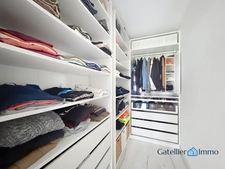 Appartement rénové de 81 m² (2/3 chambres) – Verdure, calme, parking