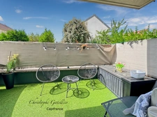Quartier VILLAGE, appartement T3 (2 chambres) - Terrasse et Jardinet - Box fermé