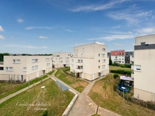 Quartier de l'Aérostat - Appartement 4 pièces (3 chambres - 2 SDE) - 2 places de parking