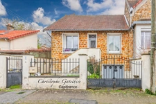 Centre Ville - Meulière - 2 chambres - grande pièce en demi sous-sol - Jardin – Garage / Atelier – Aucun travaux !