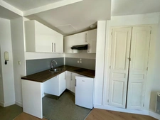 Immeuble de rapport, 6 appartements et 1 local commercial, Tours