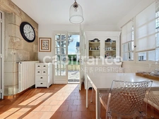 Propriété d'exception 275 m2 à Cheillé, avec dépendances et terrain à bâtir