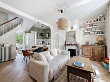 Maison rénovée à Tours 83 m2, 3 chambres.