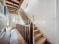 Propriété d'exception 275 m2 à Cheillé, avec dépendances et terrain à bâtir