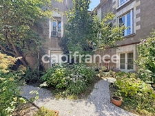 Appartement 167 m2 avec rez-de-jardin et parking, tout proche de Tours