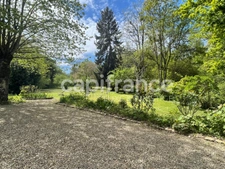 Propriété 4 chambres, parc de 6000 m2 à Luynes.