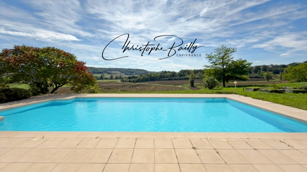 Lauzerte, propriété en pierre avec maison d’amis, piscine et vue sur 9 306 m², proche Montauban