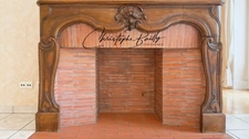 TOULOUSE City Centre: Haussmannian family apartment for sale with four rooms, three bedrooms, remarkable volumes, continuous balcony, cellar, elevator.