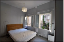 CARCASSONNE Centre ville. Maison de ville T4 71 m²- prête à vivre - Vendue meublée - 94000 €