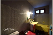 Aude (11) department, for sale in Limoux: 6-room house with panoramic views, 5000 m² of land and strong investment potential