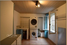 CARCASSONNE Centre ville. Maison de ville T4 71 m²- prête à vivre - Vendue meublée - 94000 €