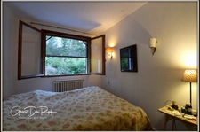 Aude (11) department, for sale in Limoux: 6-room house with panoramic views, 5000 m² of land and strong investment potential