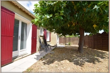 CARCASSONNE proche centre ville. Maison T6 Plain pied 130m² sur terrain de 508 m² avec grand garage et piscine.