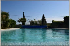 Proche de CARCASSONNE. Demaure de charme en pierre  P9 de 350 m² avec piscine - Terrain de 2 ha.
