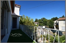 LIMOUX Maison de ville T5 R+1 avec 2 entrées indépendantes, garage et jardin