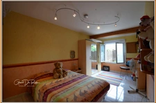 CARCASSONNE proche centre ville. Maison T6 Plain pied 130m² sur terrain de 508 m² avec grand garage et piscine.