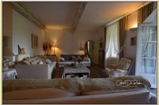 Proche de CARCASSONNE. Demaure de charme en pierre  P9 de 350 m² avec piscine - Terrain de 2 ha.