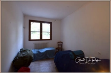 Aude (11) department, for sale in Limoux: 6-room house with panoramic views, 5000 m² of land and strong investment potential