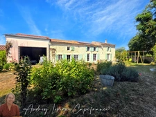 Maison à vendre 8 pièces SAINT SATURNIN DU BOIS (17)