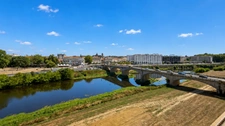 À LOUER MEUBLÉ À DAX CENTRE – APPARTEMENT T2 DE 46,09 M² AVEC TERRASSE ET PARKING