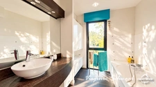 HABAS (40) – MAISON D'ARCHITECTE EN OSSATURE BOIS AVEC PISCINE, PATIO ET PARC ARBORÉ 