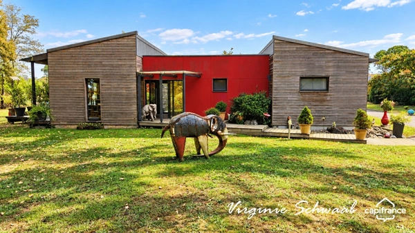 HABAS (40) – MAISON D'ARCHITECTE EN OSSATURE BOIS AVEC PISCINE, PATIO ET PARC ARBORÉ 