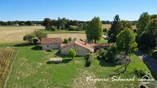MIMBASTE (40), FERME LANDAISE DE PLAIN-PIED - 4 CHAMBRES - DÉPENDANCES - TERRAIN 4 500 M² 