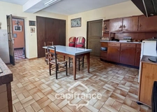  FOR SALE – HABAS – LARGE TOWN HOUSE WITH NUMEROUS OUTBUILDINGS – 2000 M2 GARDEN