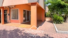 LOCAL COMMERCIAL A VENDRE A DAX (40)