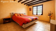 POMAREZ 40 - HOUSE 164 m2 - 4 BEDROOMS - OUTBUILDING - SWIMMING POOL - ENCLOSED GROUNDS