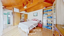 DAX – 5-bedroom house with swimming pool + 2 independent apartments with rental income