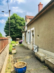Maison à vendre - Longère à rénover à PRECY (18)