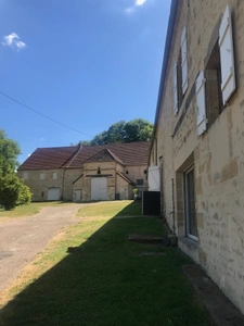 Estate for sale in the heart of Amognes