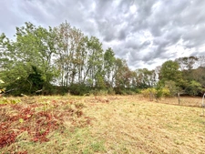 À vendre – Habitation avec local commercial, emplacement privilégié CUFFY (18)
