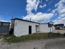 Local / Entrepôt / Atelier à vendre BOURGES (18)