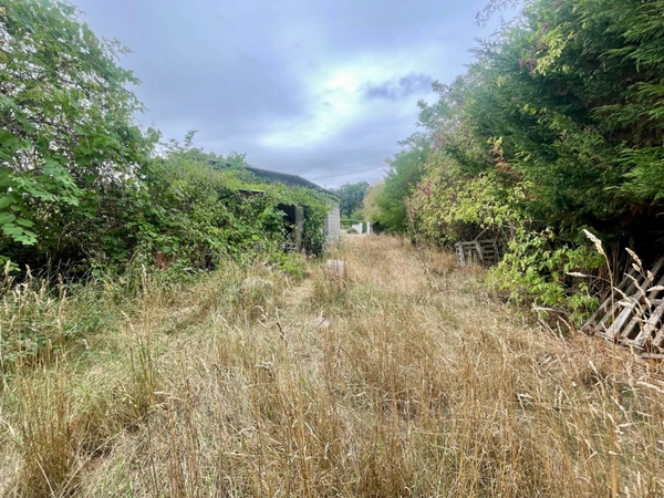 Terrain à vendre  LA GUERCHE SUR L'AUBOIS (18)