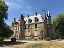 Château à VIERZON (18)