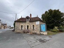 Local/bureau à vendre VIERZON (18)