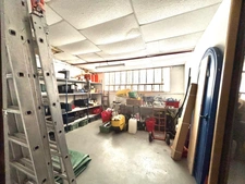 Local / Entrepôt / Atelier à vendre BOURGES (18)