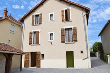 NEVERS CENTRE – Maison de ville avec appartement indépendant, jardin et garage