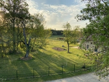 Magnifique propriété - Habitation de 456m² et Hangar de 360m2 à SAINT CHRISTOLY DE BLAYE (33)