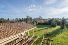 CUBZAC-LES-PONTS – Maison de 196 m² - 5 Chambres- sur terrain arboré
