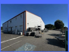 Local d'activités de 570 m² – Entrepôts, bureaux et possibilité de division en 2 lots indépendants