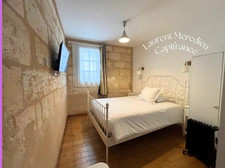Charming property with self-catering accommodation and bed and breakfast – 15 minutes from Bordeaux
