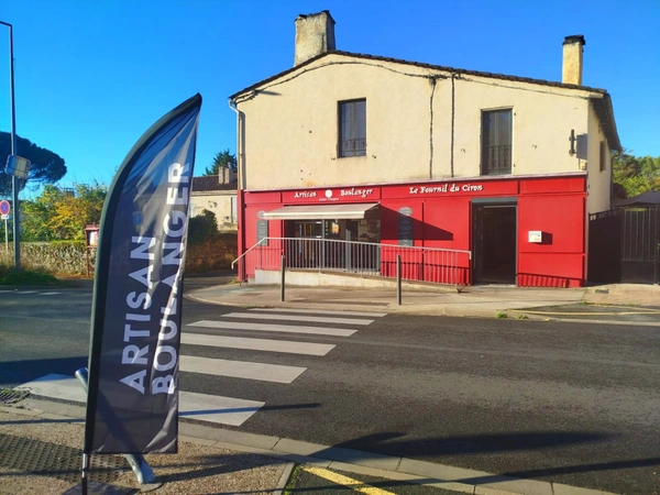 IMMEUBLE COMMERCIAL + BOULANGERIE À VENDRE – Cérons