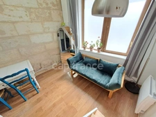 Proche BORDEAUX - Idéal investisseur - locations étudiantes, saisonnières ou permanentes - 2 logements indépendants sans copropriété.