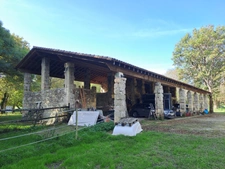 Magnifique propriété - Habitation de 456m² et Hangar de 360m2 à SAINT CHRISTOLY DE BLAYE (33)