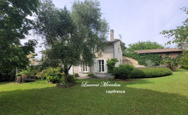 Maison familiale de 240 m² avec terrain divisible de 2 750 m² – À 10 min de Saint-André-de-Cubzac
