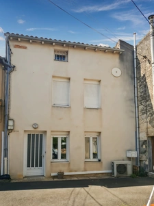 Maison à vendre 3 pièces  ()